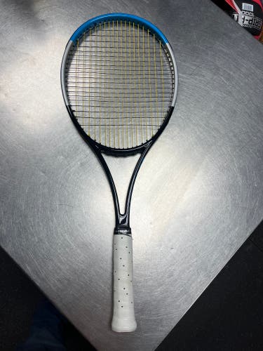 Used Wilson Ultra Pro V3.0 Tennis Racquet