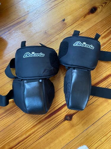 Brian’s Goalie Knee Cups Senior sz