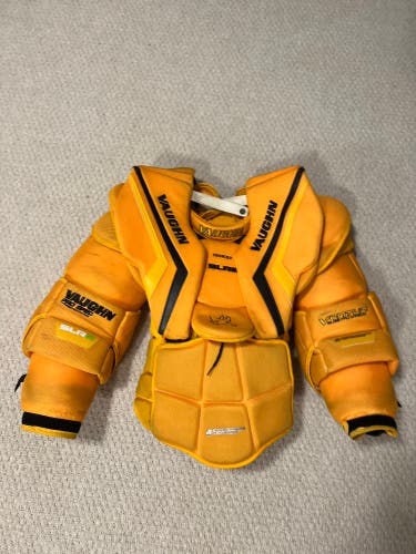 Used XL Vaughn Ventus SLR2 Goalie Chest Protector