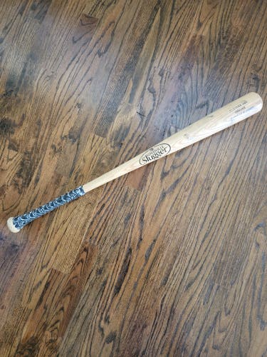 Used Louisville Slugger Ash 3X Series Ash Bat 32"