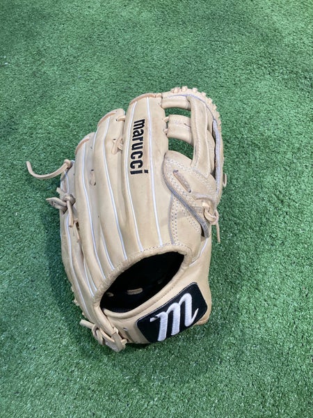 Used Marucci Ascension Right Hand Throw Outfield Baseball Glove 12.5"