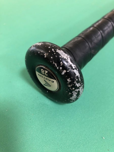 Used USSSA Certified Easton Magnum (28") Alloy Baseball Bat - 18 oz (-10)