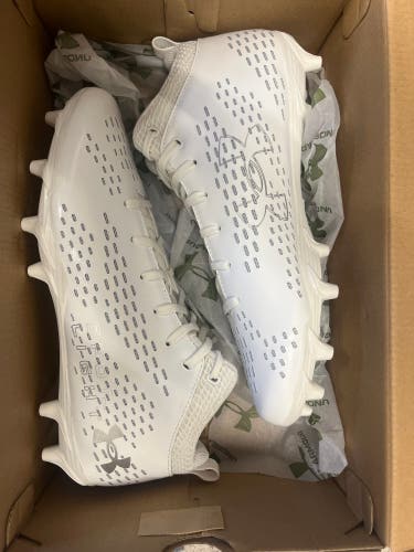 White New Cleats Mid Top Spotlight Select2.0