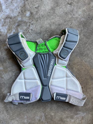 Maverik Max speed Shoulder Pads
