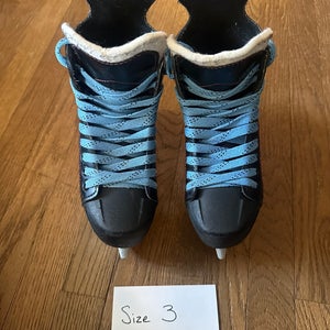 Junior CCM Size 3 JetSpeed FT340 Hockey Skates