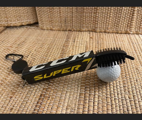 Hockey Stick Golf Club Brush and Groove Cleaner
