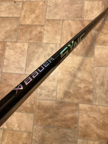 Used Senior Bauer Right Handed Nexus Sync Hockey Stick P90TM Pro Stock