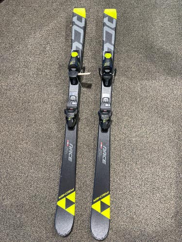Used Fischer RC4 Race 140 cm All Mountain Skis With Rental Bindings