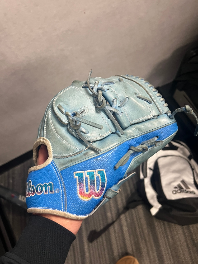 Used Pitcher's 12" A2000 Baseball Glove