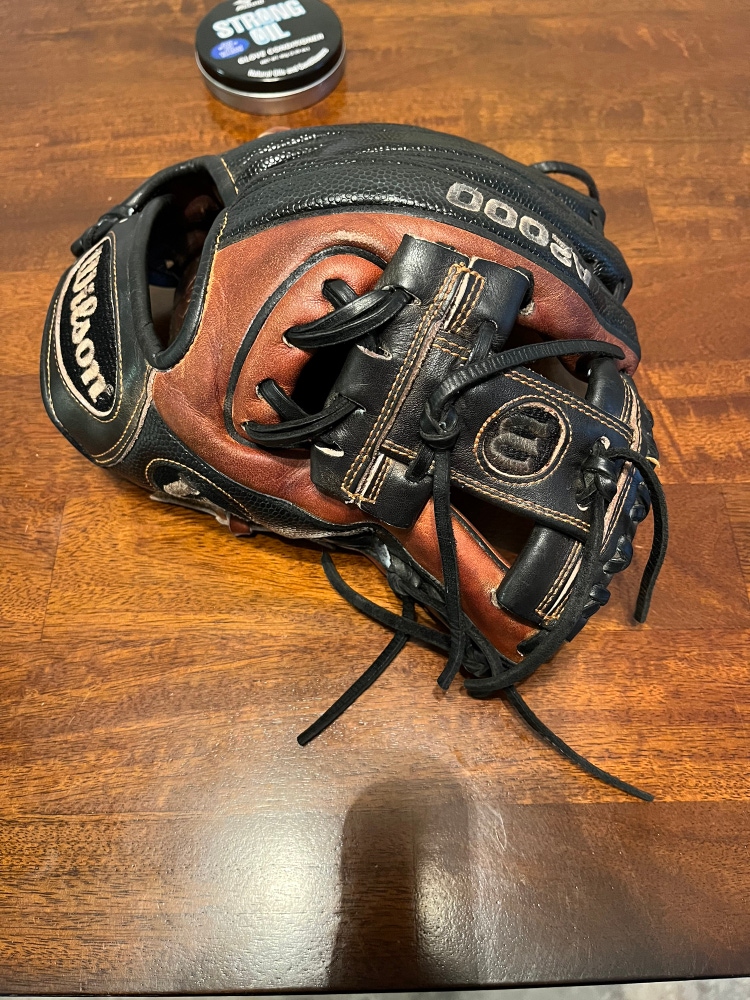Wilson a2000 11.25” Baseball Glove