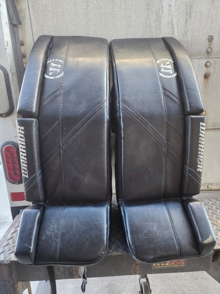 Used 32" Warrior Ritual G5 Goalie Leg Pads