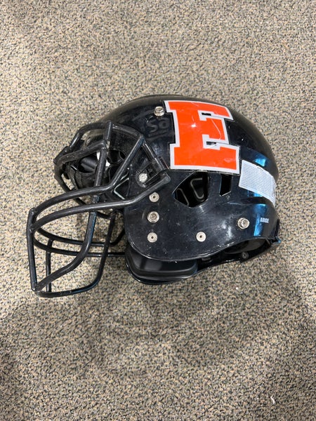 Used Large Schutt Vengeance A11 Helmet