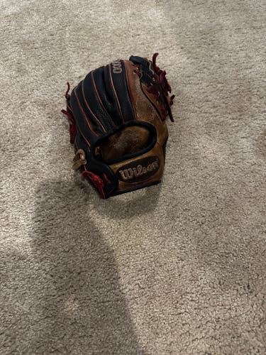 Infield 11.5" A2000 Baseball Glove