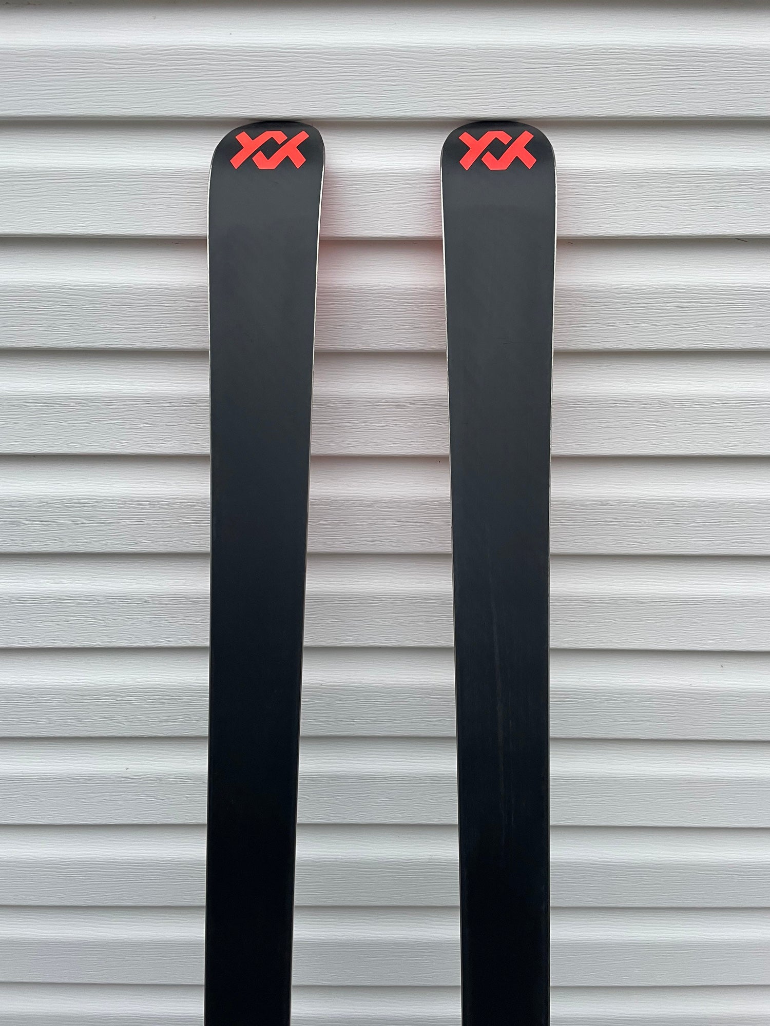 Used Volkl Racetiger GS Skis w/out Bindings - 30m - 188cm