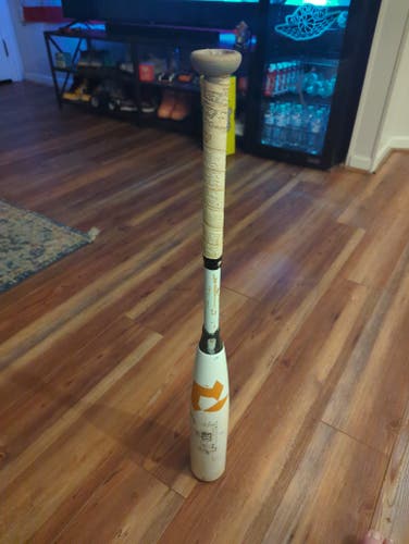 Used USSSA Certified 2022 DeMarini Composite CF Bat (-10) 19 oz 29"