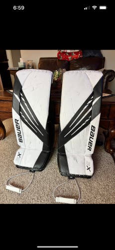 Bauer leg pads