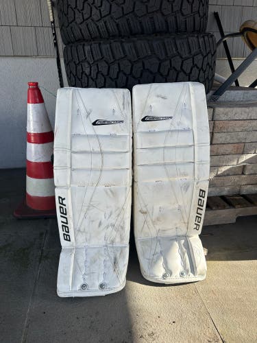 Used 32" Bauer Reactor 5000 Goalie Leg Pads