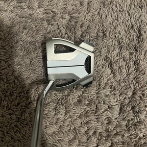 Silver 35" TaylorMade Spider X Putter
