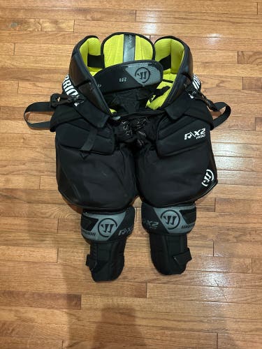 Warrior RX2 Pro goalie pants with RX2 knee pads