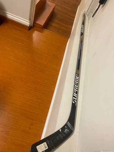 Senior Right Handed P14  Supreme 180 Hockey Stick