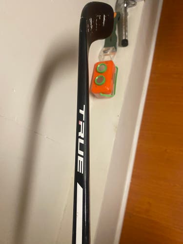 Senior Right Handed MC  XC7 ACF Hockey Stick