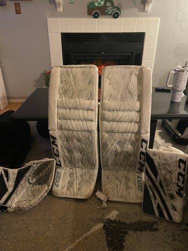 33" Regular  Extreme Flex 4 Goalie Full Set