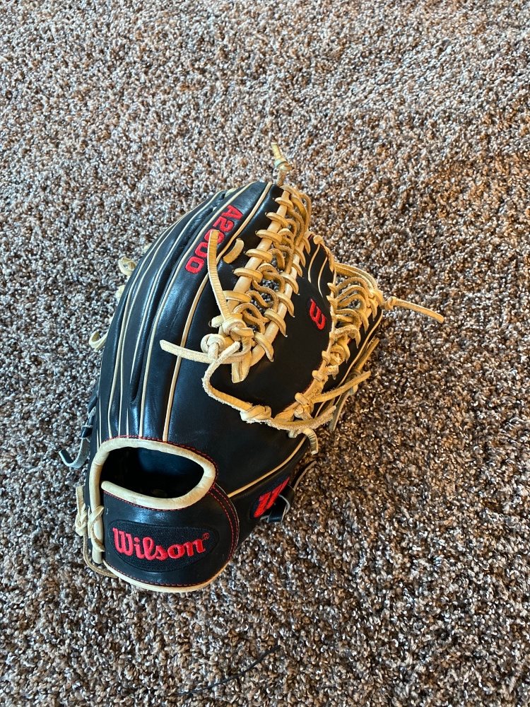 Wilson Out-fielding Glove