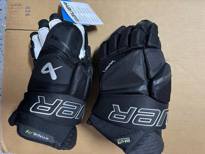 New Bauer Hyperlite Gloves 13"