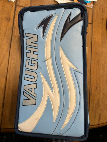 Used Regular Vaughn Velocity V4 7600 Hockey Goalie Blocker Blue