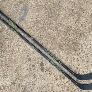 2 PACK CCM Ribcore Reckoner Pro Stock Hockey Stick Grip 85 Flex P90 Left 6784