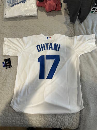 Shohei Ohtani Los Angeles Dodgers home jersey size medium