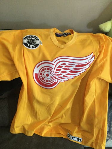 Yellow Used XL Men's CCM Jersey