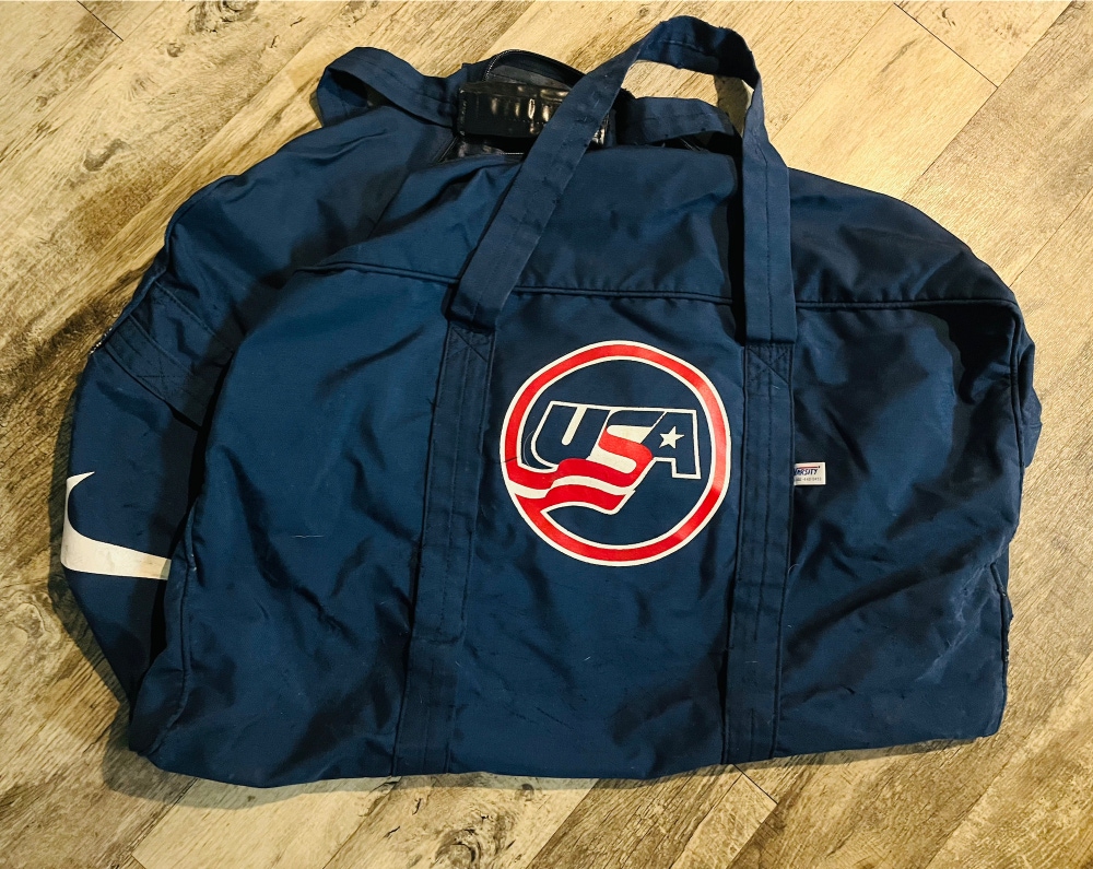 Pro Stock Team USA Olympic Nike/Varsity Hockey Equipment Bag