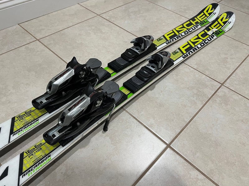 Fischer WorldCup Racing RC4 166 cm SL Skis with Look demo bindings max Din 12