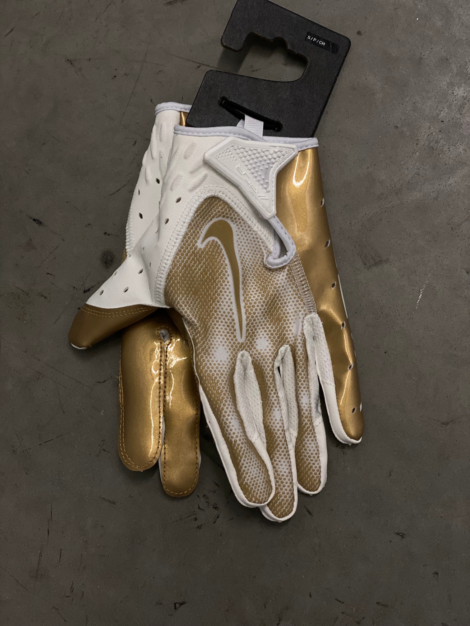 Nike Vapor Jet 7.0 Gloves White/Gold men’s size Small *NEW*