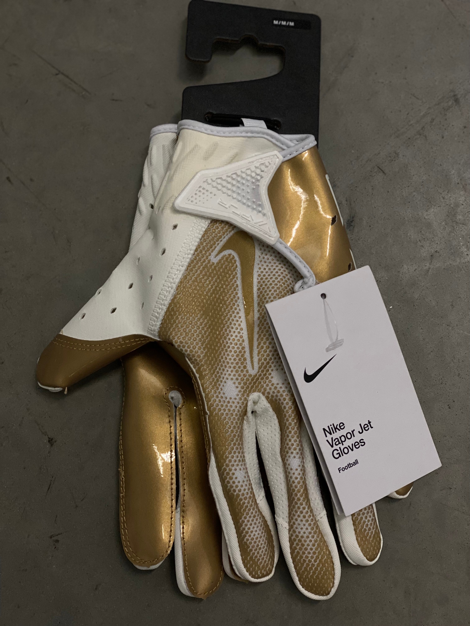 Nike Vapor Jet 7.0 Gloves White/Gold men’s size Medium *NEW*