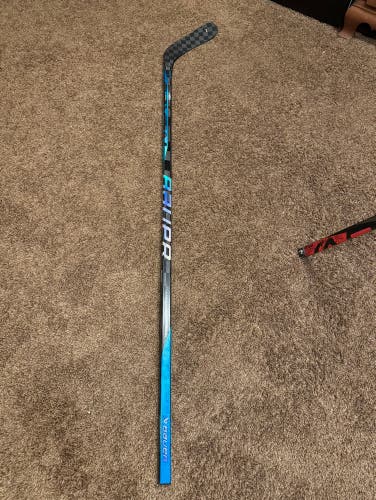 Senior Right Handed P88 Nexus Sync Hockey Stick