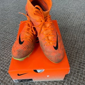 Orange Unisex New Size 9.5 W /8 M  Molded Cleats Nike Phantom Luna Elite NU FG Cleats
