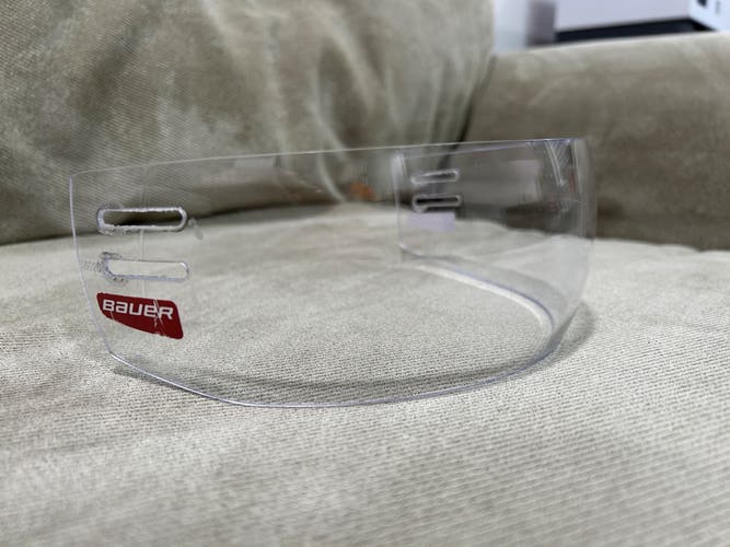 Bauer Straight Cut Visor - Detroit Red Wings Game Worn