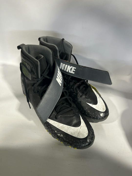 Used Nike Senior 12 Football Cleats