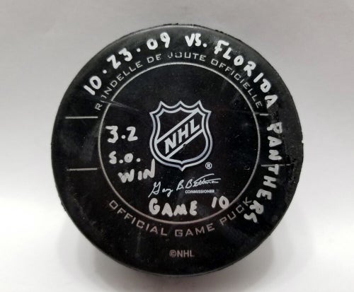 10-23-09 Pittsburgh Penguins vs Panthers NHL Game Used Puck Cosby 300th Game