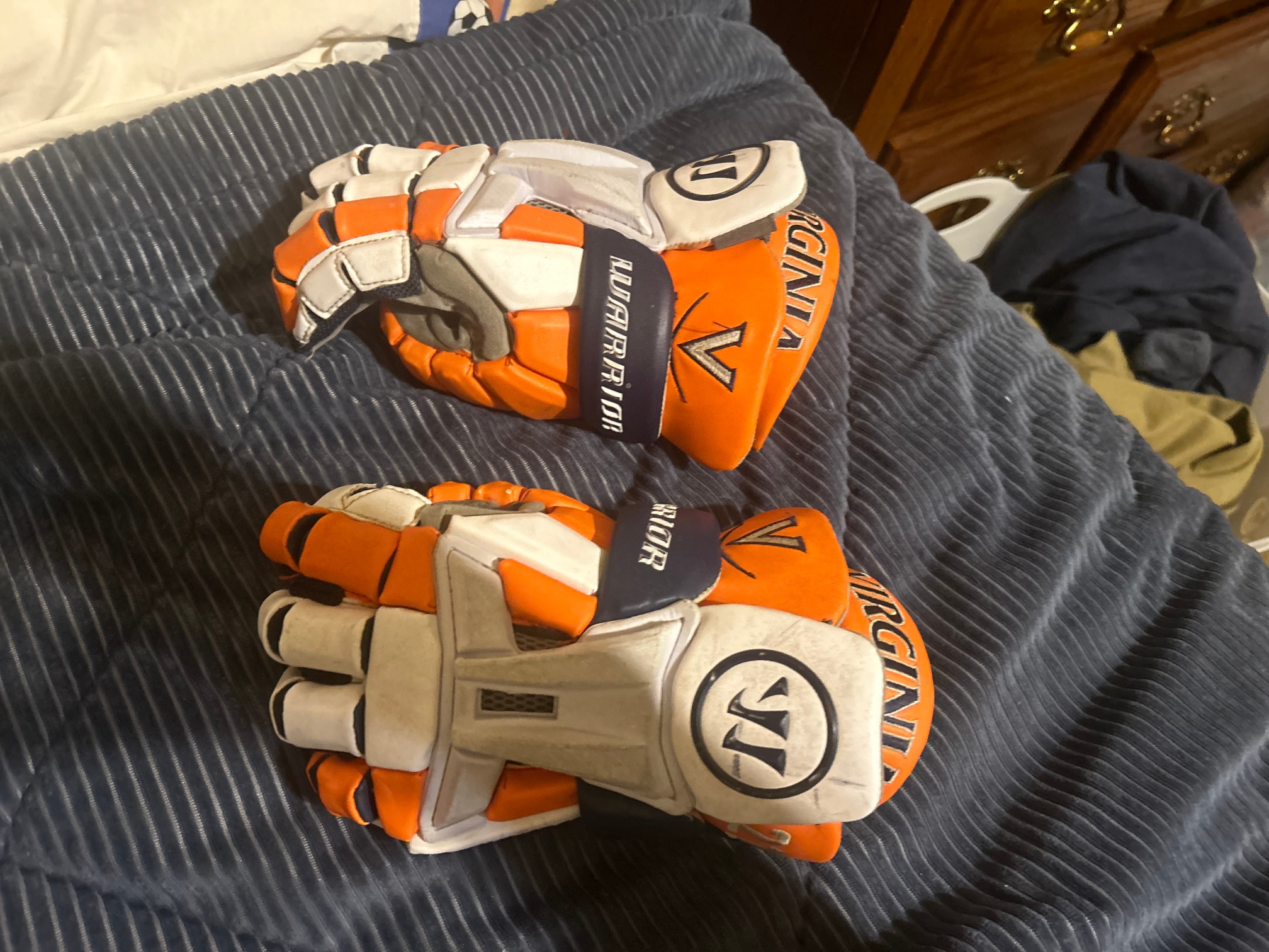 Used Warrior Burn Lacrosse Gloves large