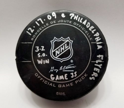 12-17-09 Penguin at Philadelphia Flyers NHL Game Used Hockey Puck Fleury Win 131