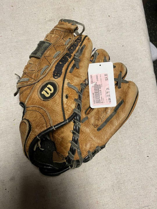 Used Wilson A1820 Pro5 10 3 4" Baseball & Softball Fielders Gloves