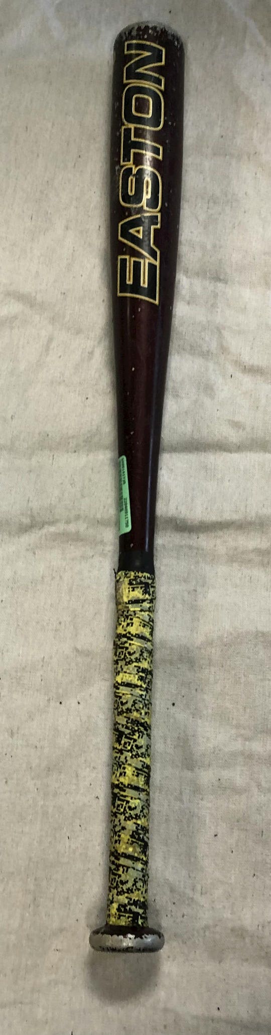 Used Easton Magnum 27" -8 Drop Youth League Bats
