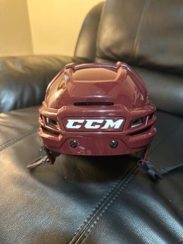 New Small CCM Tacks 910 Helmet