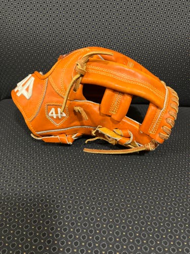 Infield 11.5" Signature Series Baseball Glove