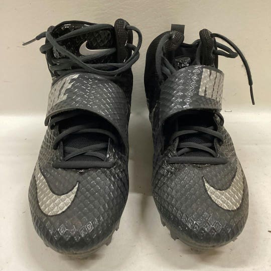 Used Nike Senior 10.5 Football Cleats