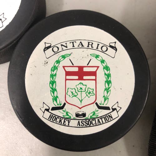 Ontario Hockey Association puck (OHA)