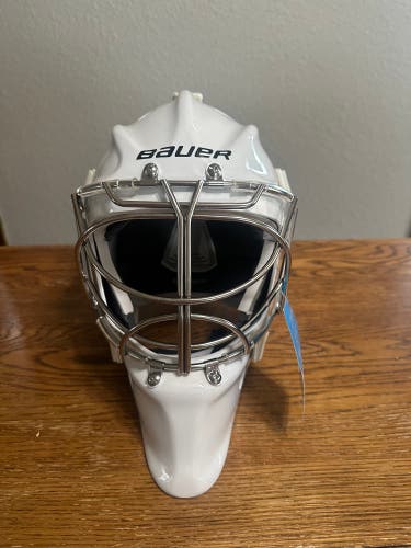 New Senior Large Bauer 960 Cat Eye Goalie Mask